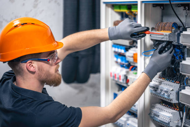 Best Circuit Breaker Repair  in Charlotte, MI